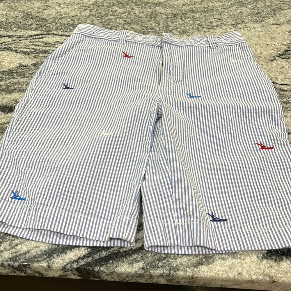 Vinyard Vines boys shorts